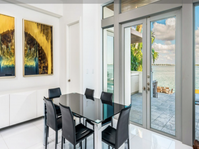 Venetian Beach Ultimate Luxury Villa